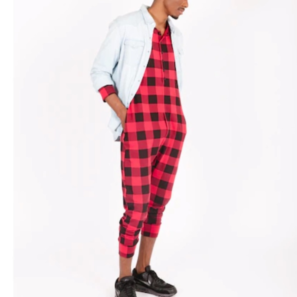 [SMASH + TESS] PRESENT IN PLAID GUY ROMPER RED BUFFALO PLAID